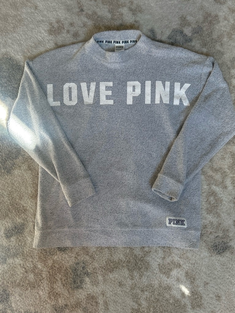vs pink mockneck